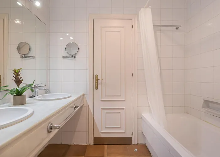 Pyr - Puerto Banus Apartament *