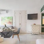 Pyr - Puerto Banus *