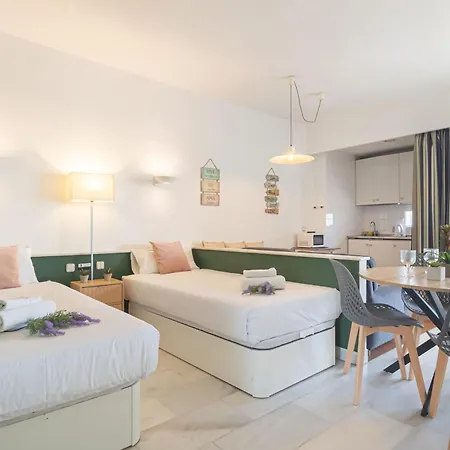 Occidental - Puerto Banus Apartment